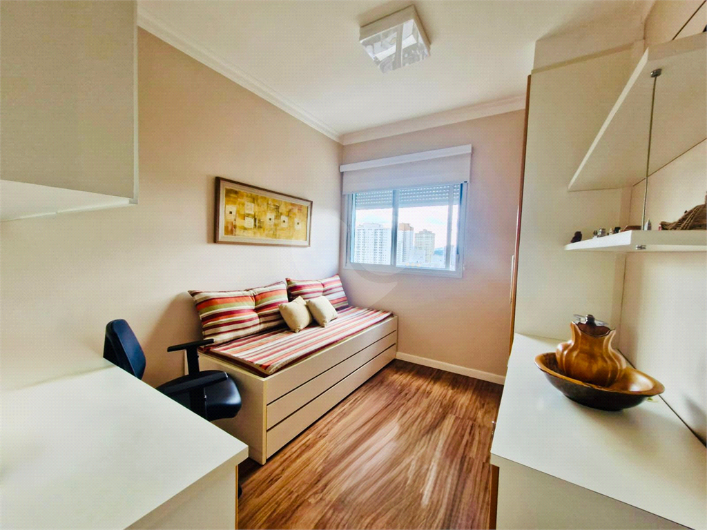 APARTAMENTO em VILA LEOPOLDINA