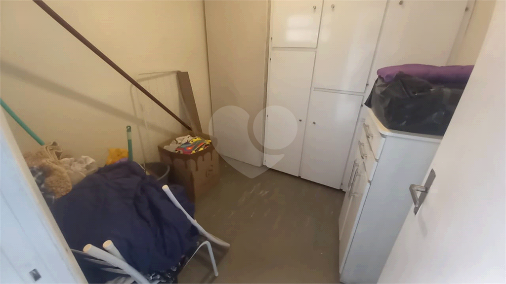 Apartamento à venda com 3 quartos, 140m² - Foto 9
