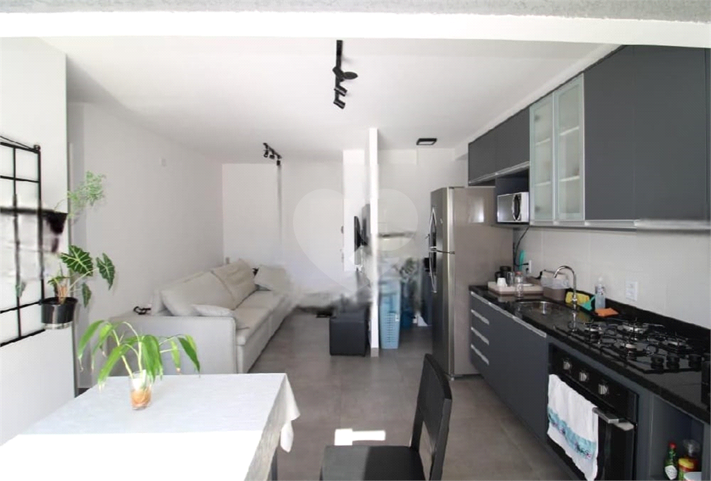 APARTAMENTO em SANTANA