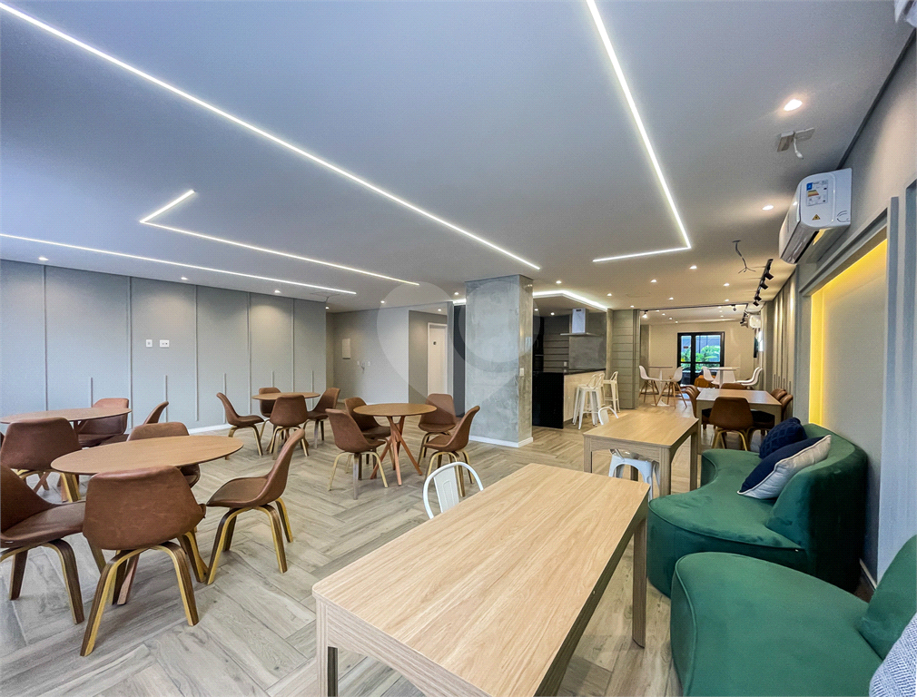 Apartamento - Ipiranga - 3 Suítes / Quartos - 2 Vagas - Depósito - Venda / Compra