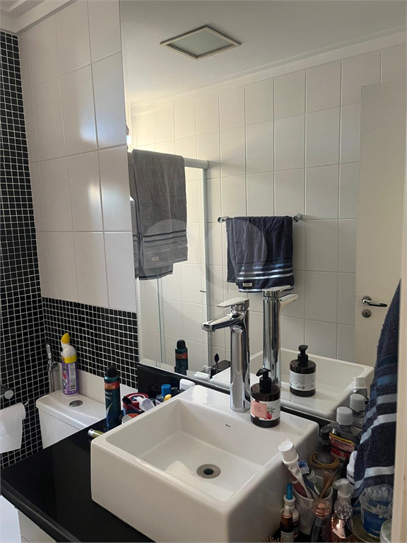 APARTAMENTO em VILA ROMANA