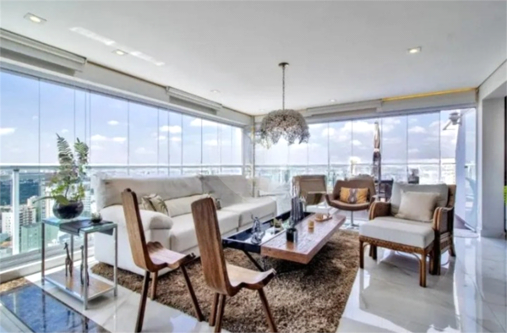 Cobertura à venda com 4 quartos, 360m² - Foto 1