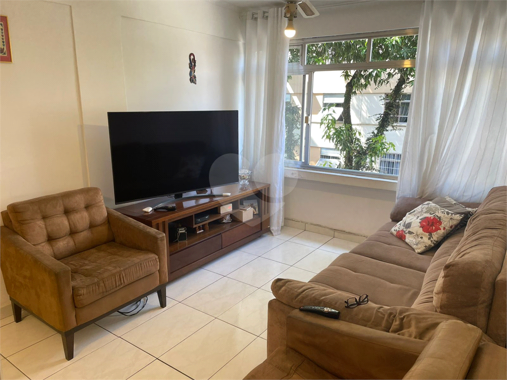 APARTAMENTO em JAÇANÃ