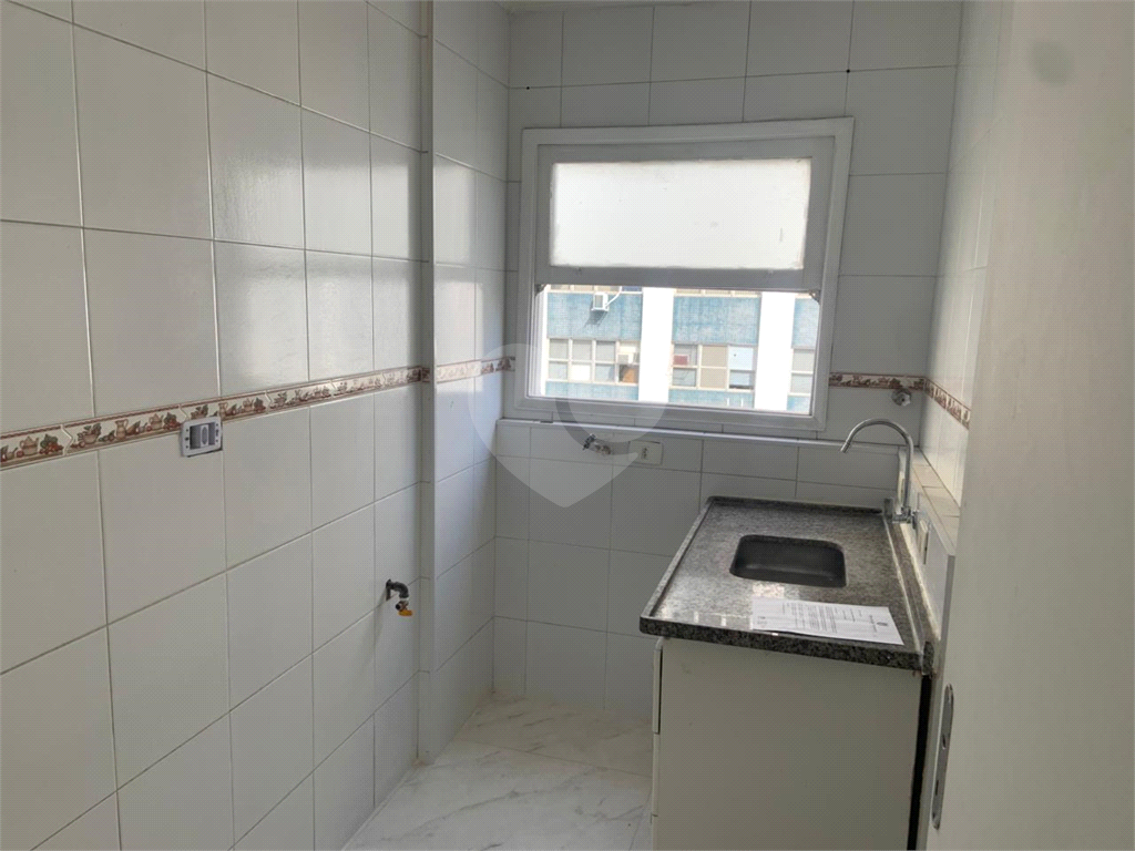 APARTAMENTO em JARDIM PAULISTA