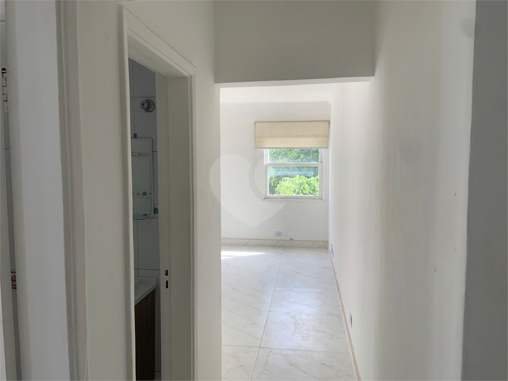 APARTAMENTO em JARDIM PAULISTA