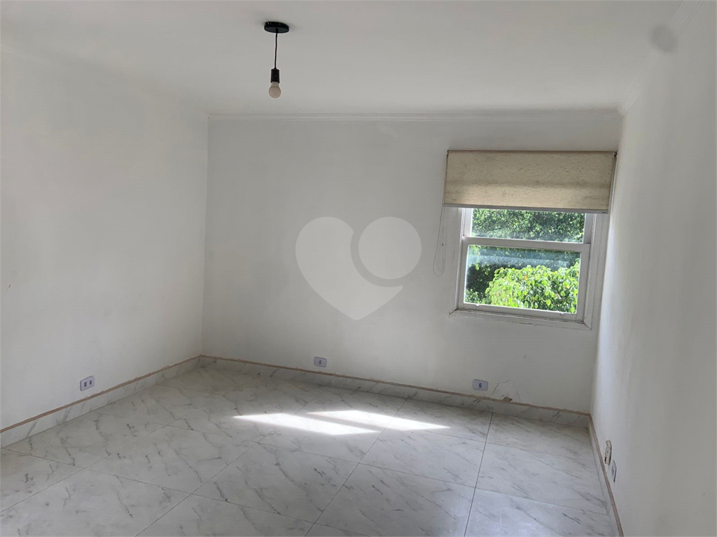 APARTAMENTO em JARDIM PAULISTA