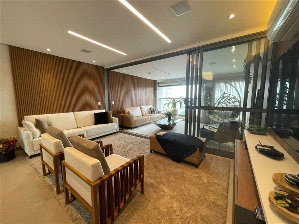 Apartamento 163 m² 3 dormitórios 2 vagas na Vila Mariana