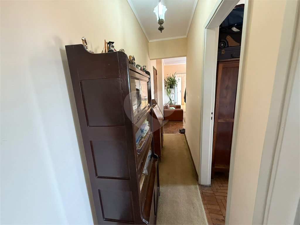 Apartamento à Venda – 2 Dormitórios, 60m², Arejado, com Vaga Fixa e Próximo ao Metrô!