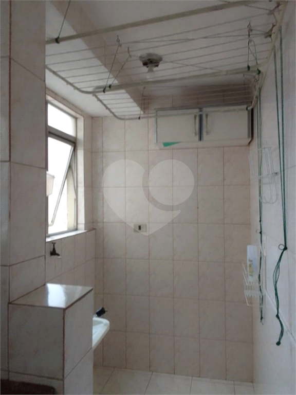Apartamento com 2 quartos e 1 vaga próximo ao Horto Florestal