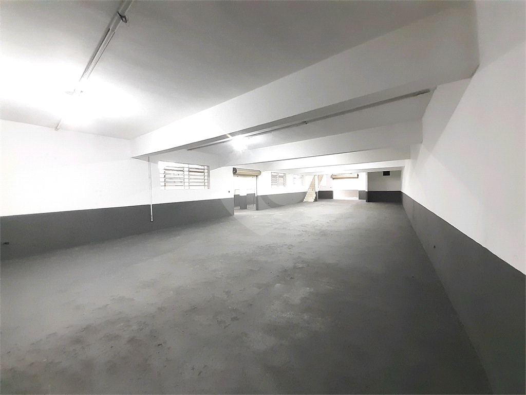 Aluga-se: Galpão 300m², 3 Salões e Portão de Carga, na Vila Constança - Jaçanã!