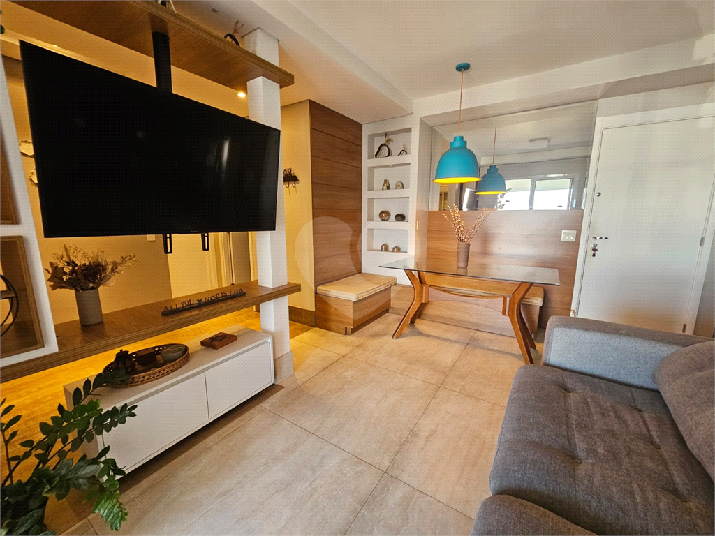 Apartamento andar alto com fino acabamento em Santana, sacada Gourmet 2 quartos 
