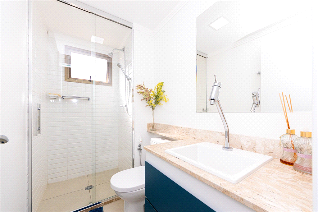 Apartamento para venda com 2 quartos, sendo 1 suíte, 69m²