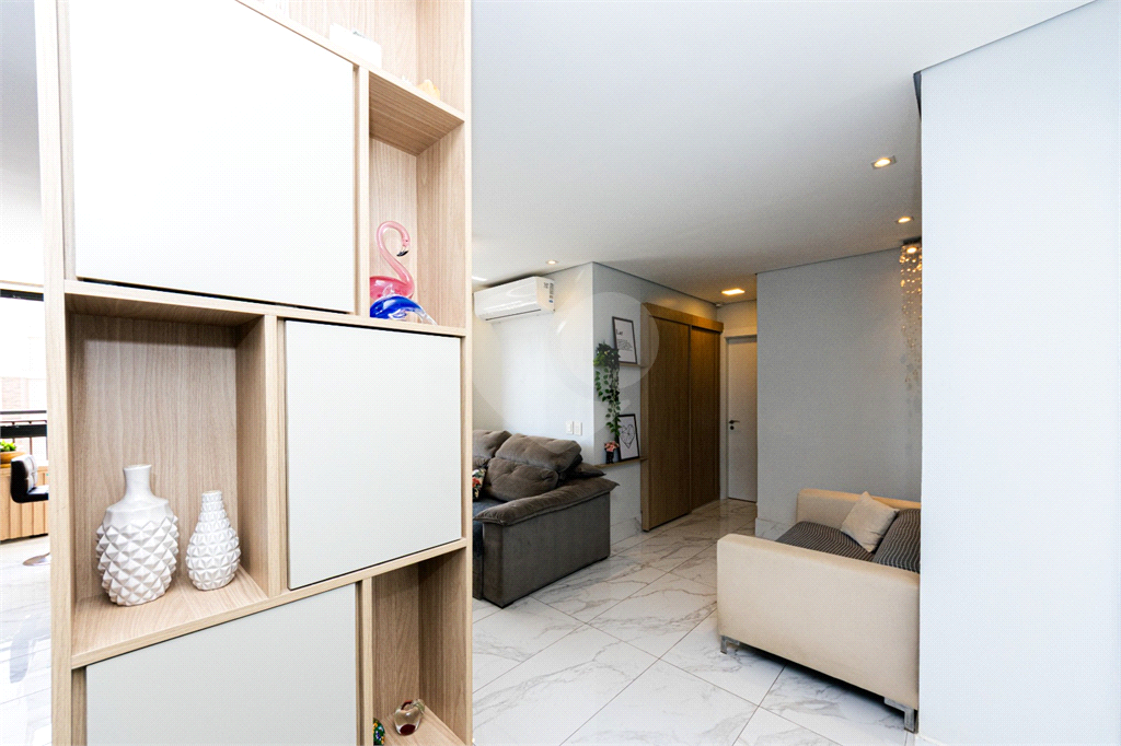 Apartamento para venda com 2 quartos, sendo 1 suíte, 69m²