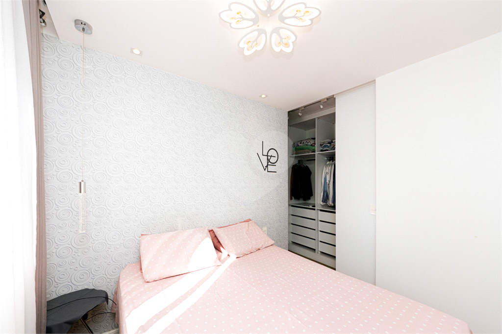 Apartamento para venda com 2 quartos, sendo 1 suíte, 69m²