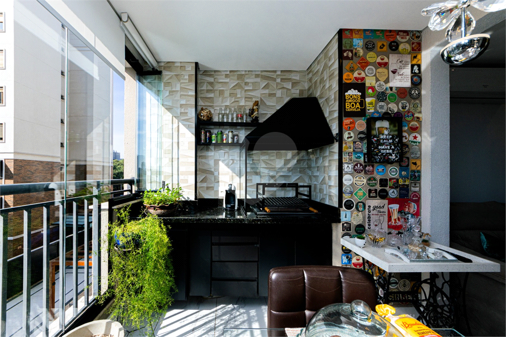 Apartamento para venda com 2 quartos, sendo 1 suíte, 69m²