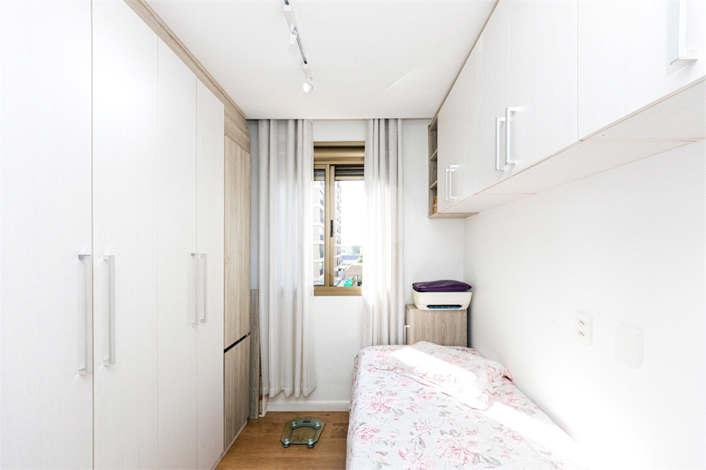 Apartamento para venda com 2 quartos, sendo 1 suíte, 69m²