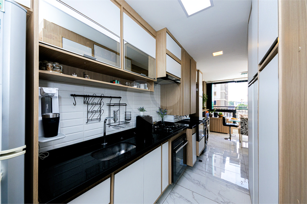 Apartamento para venda com 2 quartos, sendo 1 suíte, 69m²