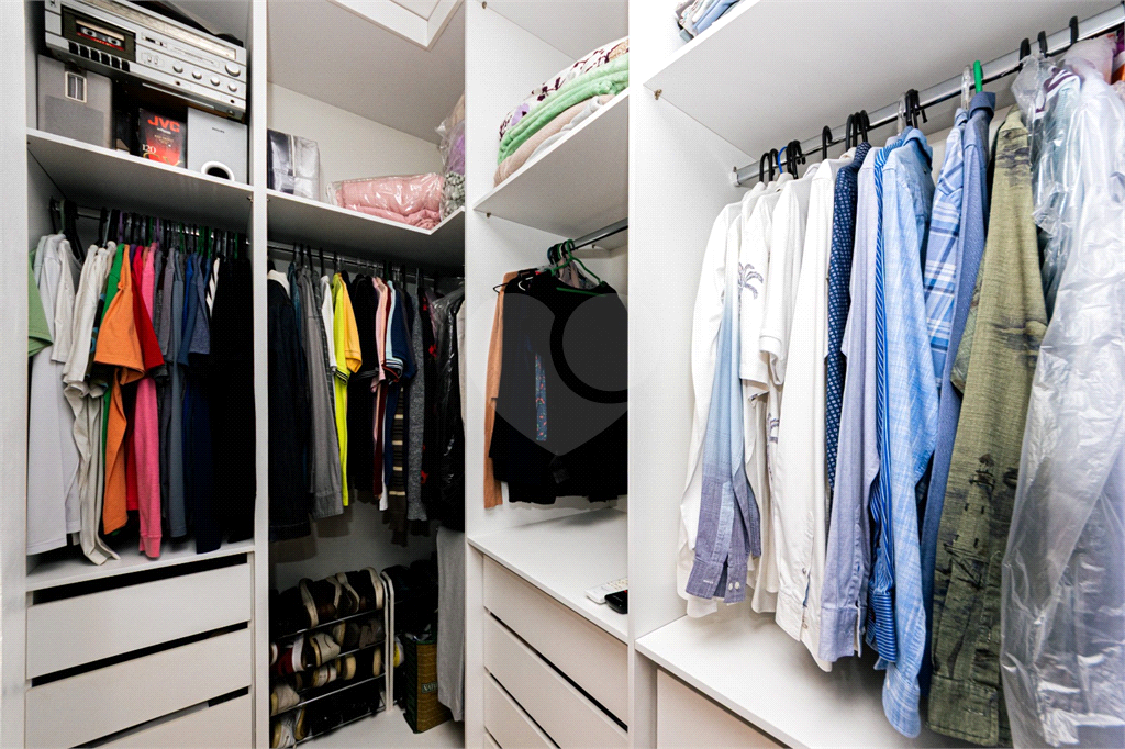 Apartamento para venda com 2 quartos, sendo 1 suíte, 69m²