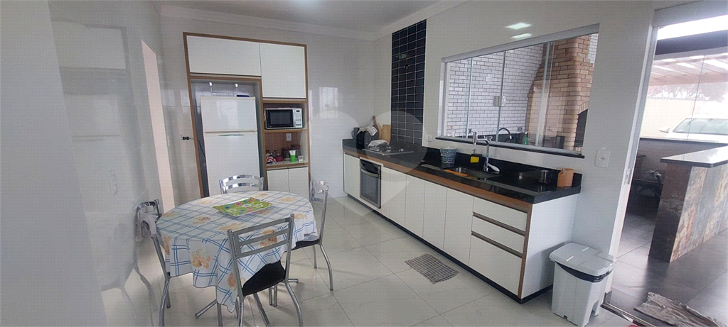 Casa de Condomínio à venda com 3 quartos, 1046m² - Foto 16
