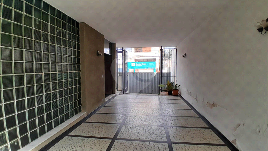 Casa à venda e aluguel com 3 quartos, 341m² - Foto 57