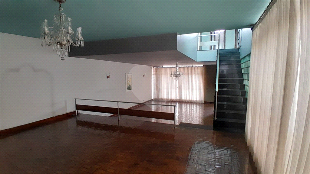 Casa à venda e aluguel com 3 quartos, 341m² - Foto 16