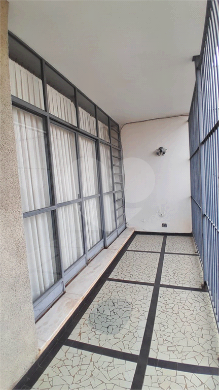 Casa à venda e aluguel com 3 quartos, 341m² - Foto 56