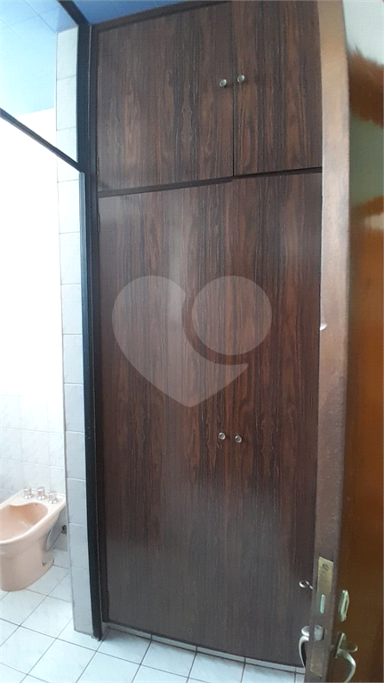 Casa à venda e aluguel com 3 quartos, 341m² - Foto 46