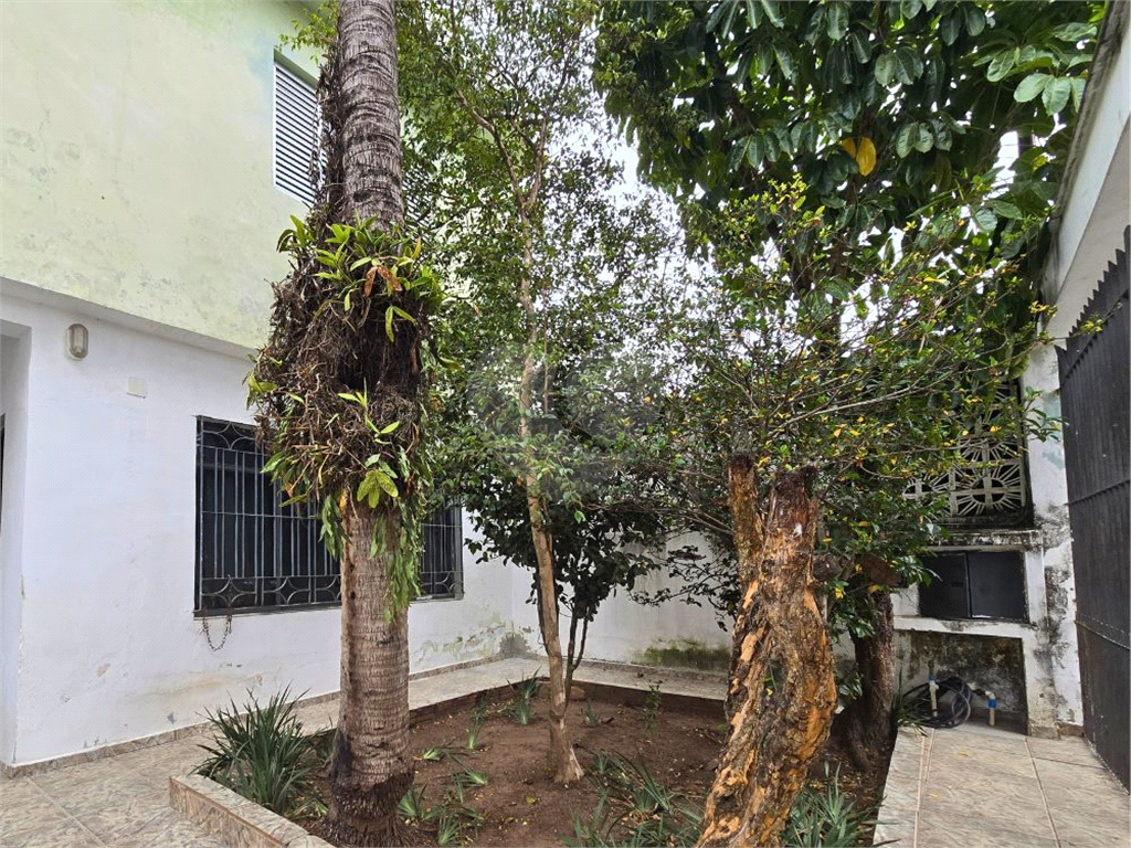 Sobrado à Venda com 3 Dormitórios, Suíte, Quintal Amplo e Área Gourmet – Próximo às Rodovias Fernão Dias e Dutra!