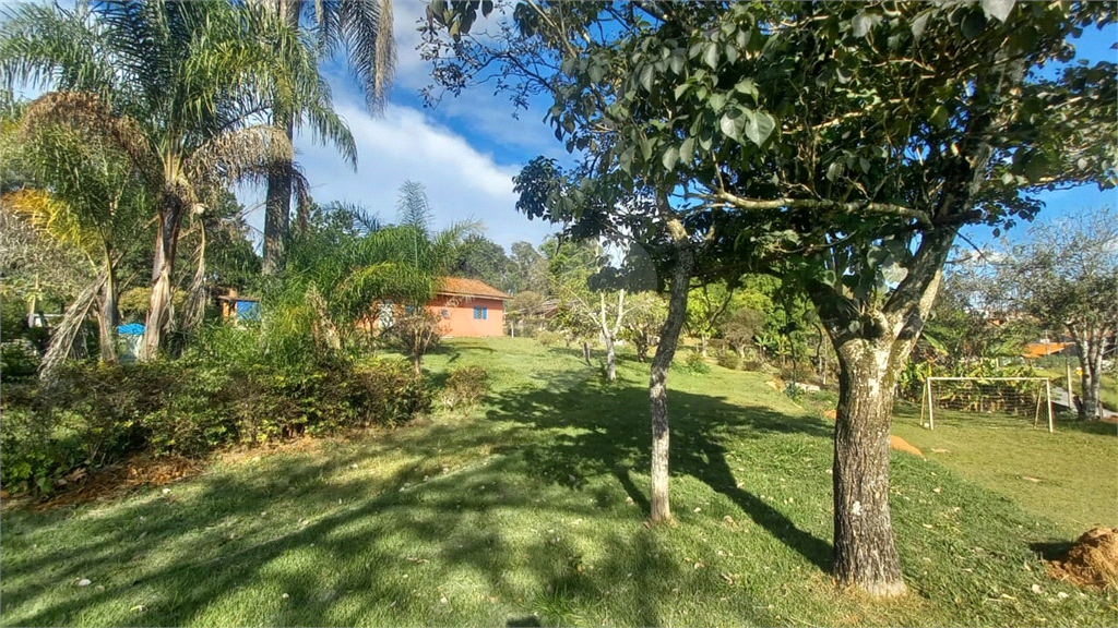 Chácara à venda com 2 quartos, 160m² - Foto 25