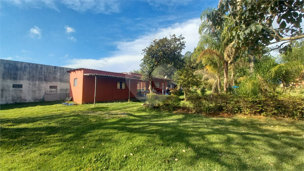 Chácara à venda com 2 quartos, 160m² - Foto 23