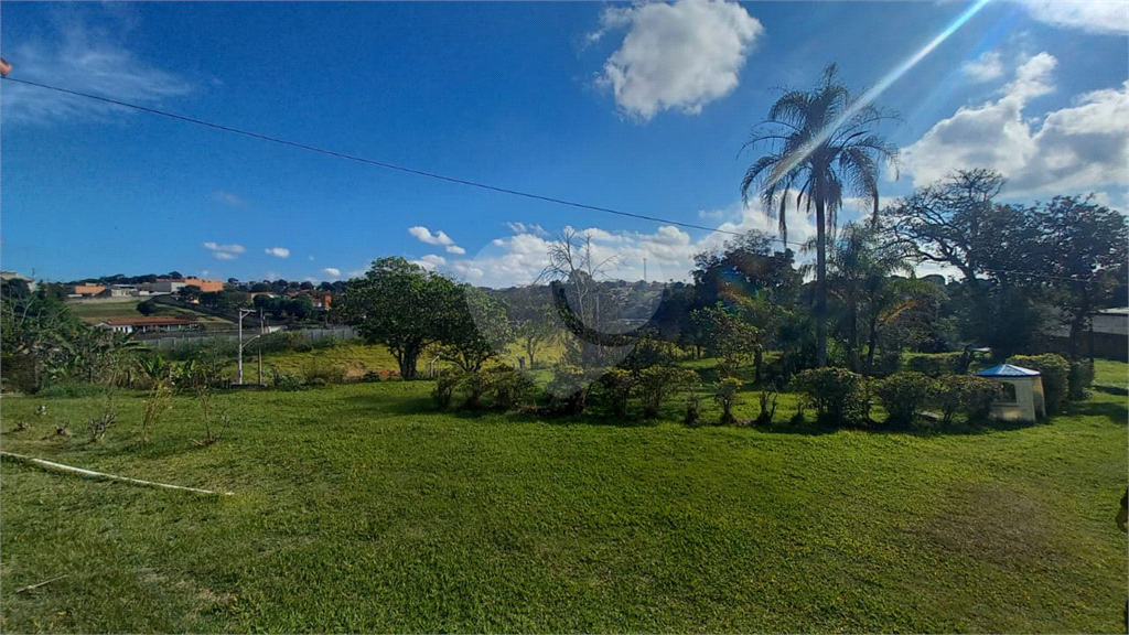 Chácara à venda com 2 quartos, 160m² - Foto 11