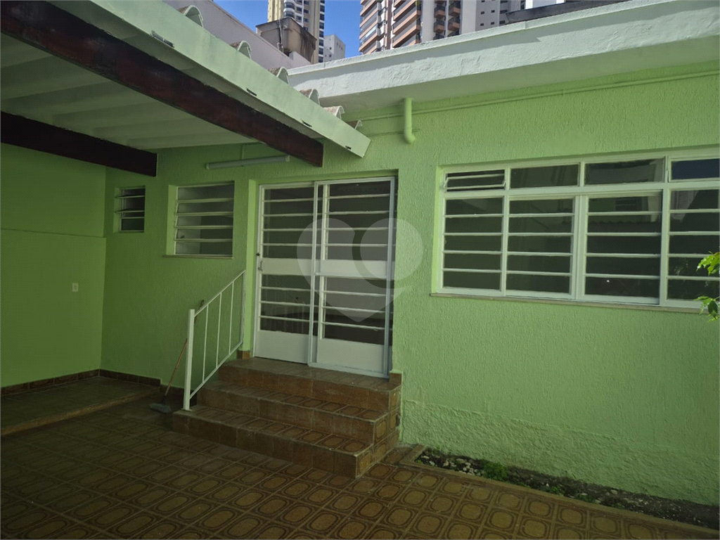 Ponto Comercial e Residencial – Localização Estratégica – 230m² -  De Frente aos Colégios Mazzarello e Salesiano – Santana Zona Norte