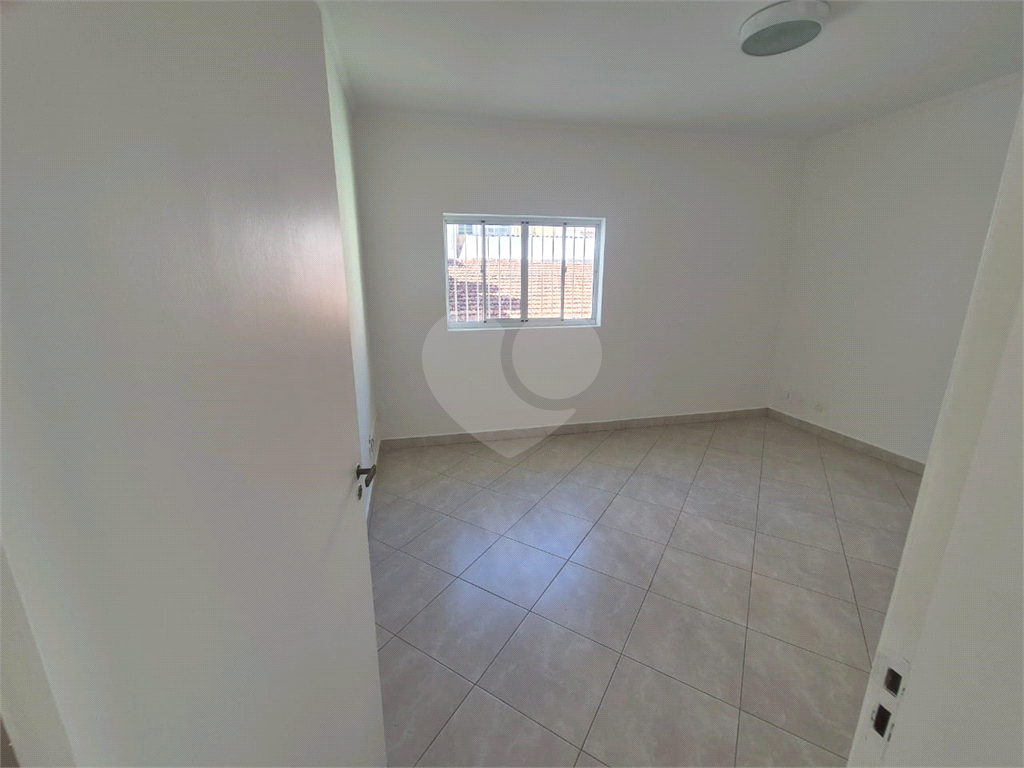 Ponto Comercial e Residencial – Localização Estratégica – 230m² -  De Frente aos Colégios Mazzarello e Salesiano – Santana Zona Norte