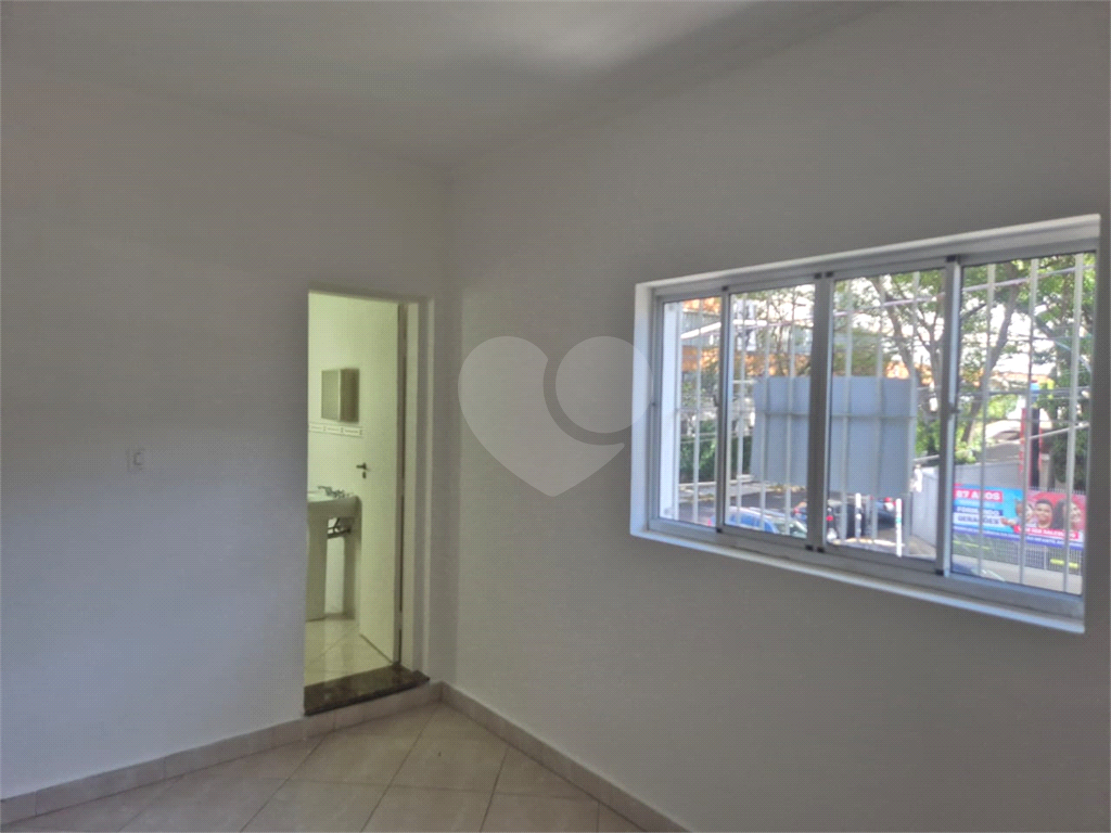 Ponto Comercial e Residencial – Localização Estratégica – 230m² -  De Frente aos Colégios Mazzarello e Salesiano – Santana Zona Norte