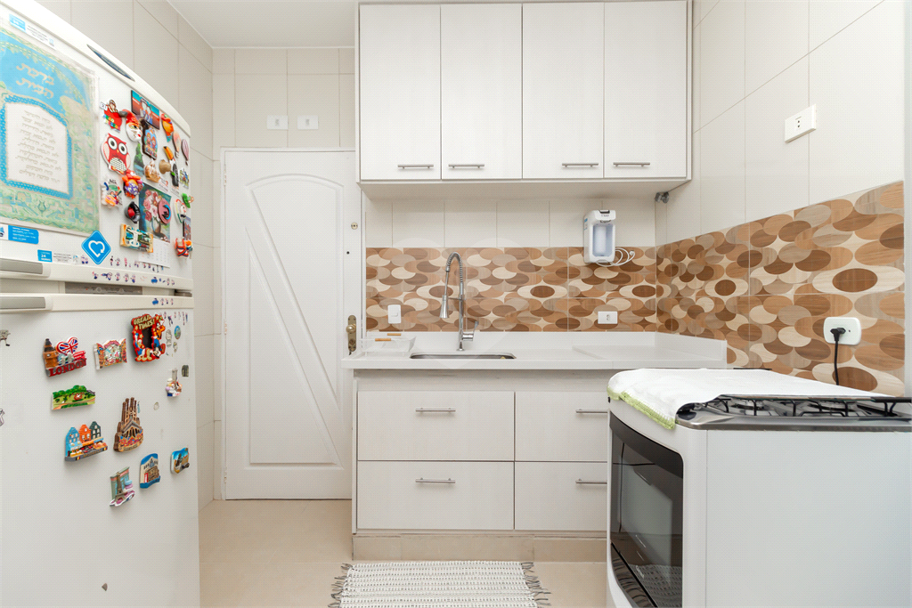 Apartamento - Chácara Inglesa - 3 Dormitórios - 1 Banheiro - 1 Vaga