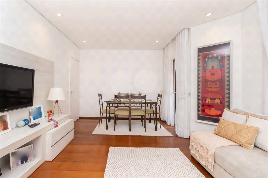 Apartamento - Chácara Inglesa - 3 Dormitórios - 1 Banheiro - 1 Vaga