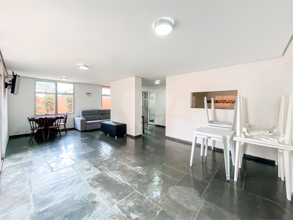 Apartamento - Chácara Inglesa - 3 Dormitórios - 1 Banheiro - 1 Vaga