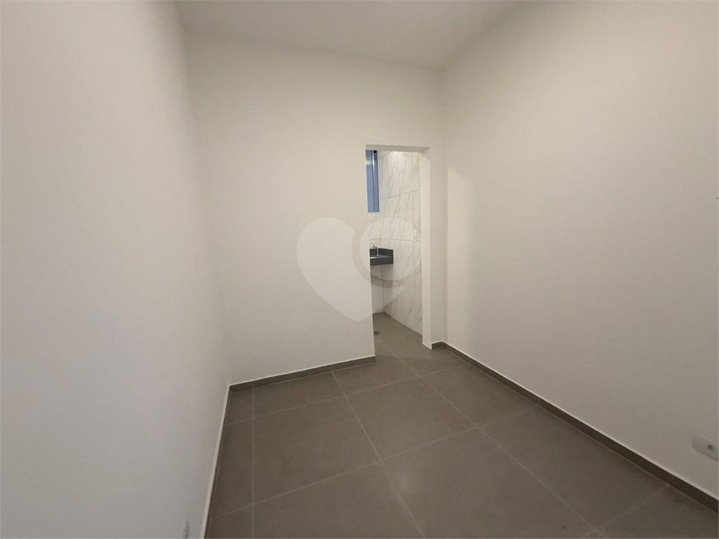 APARTAMENTO em BARRA FUNDA