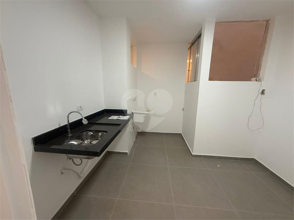 APARTAMENTO em BARRA FUNDA