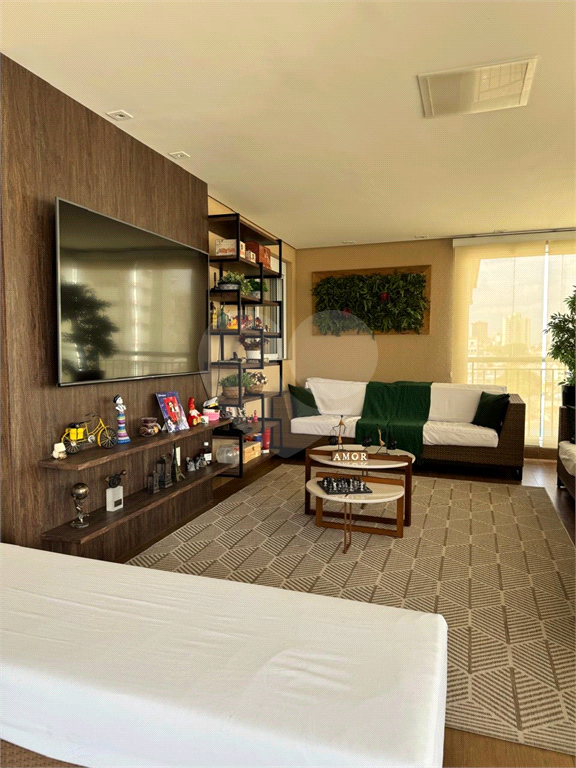 APARTAMENTO À VENDA NA MOÓCA 