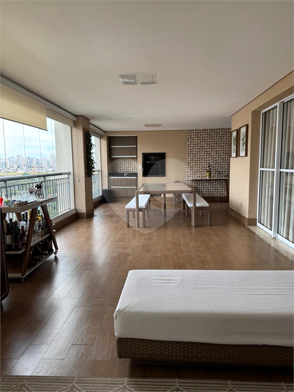 APARTAMENTO À VENDA NA MOÓCA 