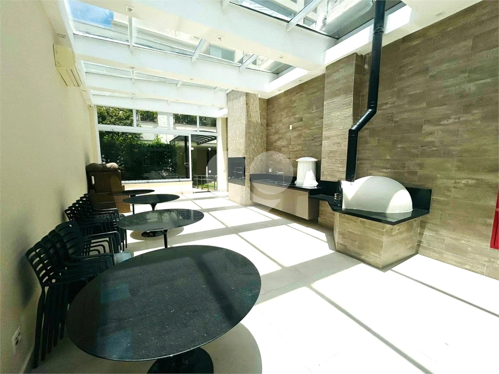 APARTAMENTO À VENDA NA MOÓCA 