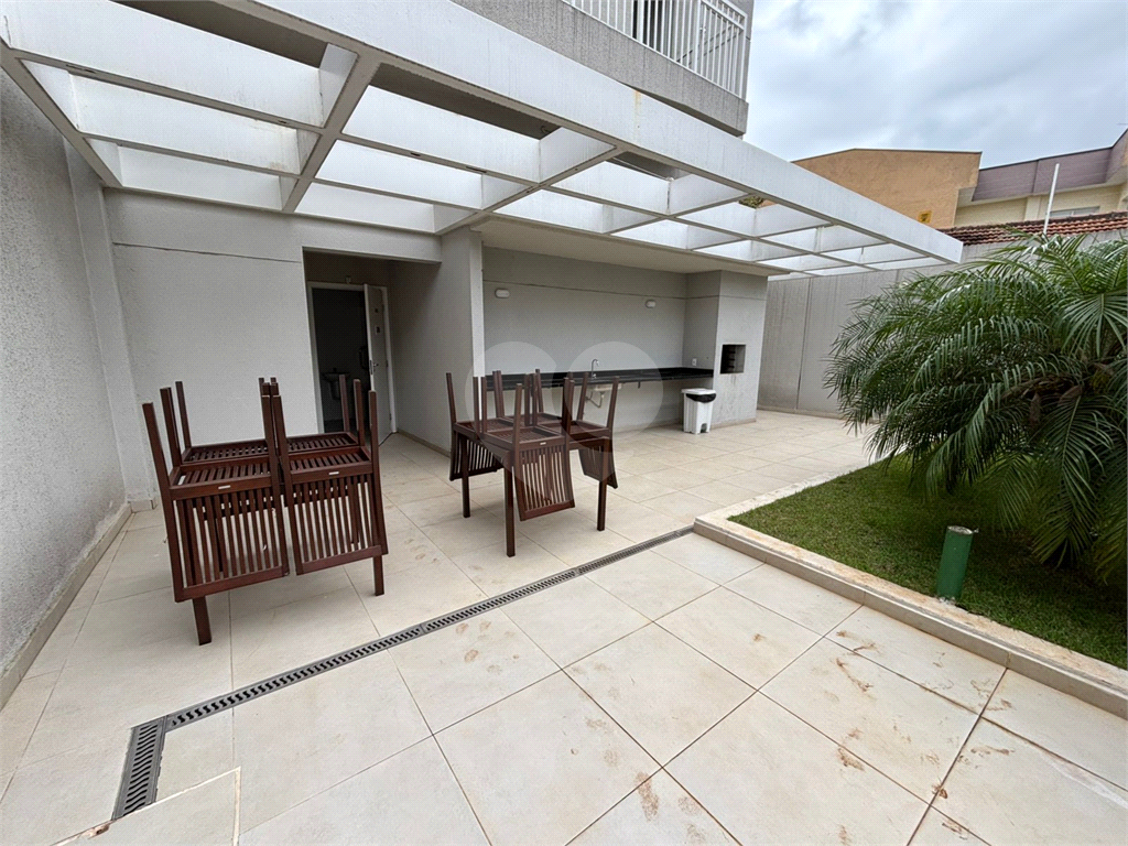 APARTAMENTO em VILA FORMOSA
