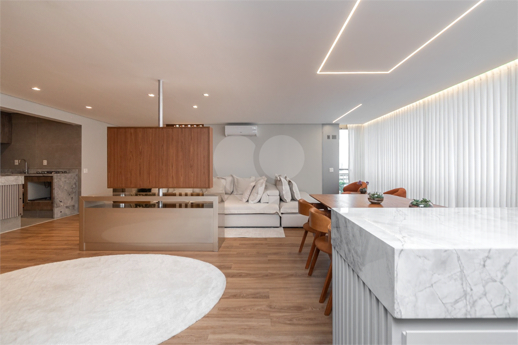 APARTAMENTO PORTEIRA FECHADA EM CONDOMÍNIO CLUBE ESPETACULAR COM 197 M² 3 SUÍTES 3 VAGAS NO BROOKLIN