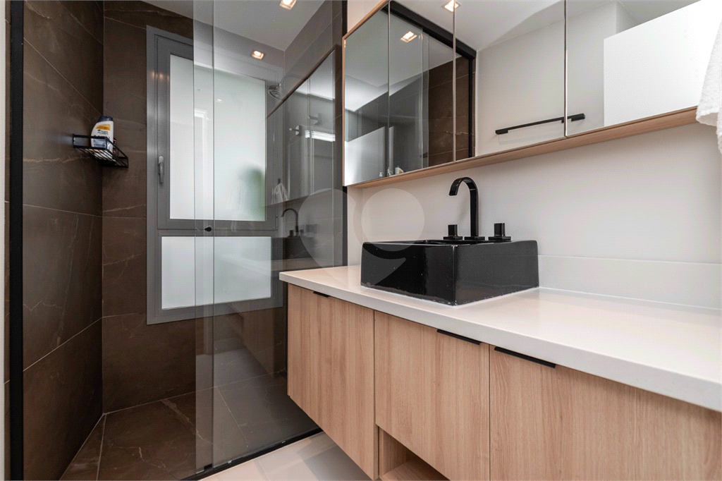APARTAMENTO PORTEIRA FECHADA EM CONDOMÍNIO CLUBE ESPETACULAR COM 197 M² 3 SUÍTES 3 VAGAS NO BROOKLIN