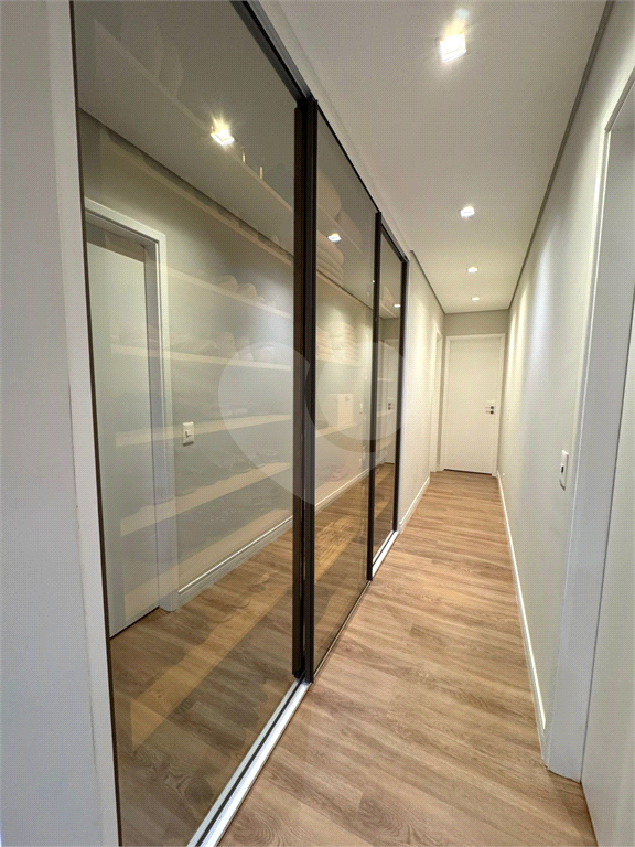 APARTAMENTO PORTEIRA FECHADA EM CONDOMÍNIO CLUBE ESPETACULAR COM 197 M² 3 SUÍTES 3 VAGAS NO BROOKLIN