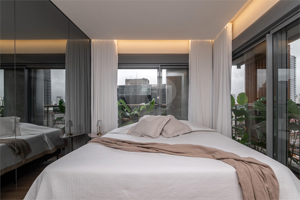 APARTAMENTO PORTEIRA FECHADA EM CONDOMÍNIO CLUBE ESPETACULAR COM 197 M² 3 SUÍTES 3 VAGAS NO BROOKLIN