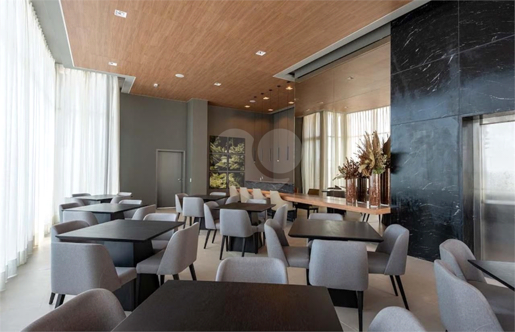 APARTAMENTO PORTEIRA FECHADA EM CONDOMÍNIO CLUBE ESPETACULAR COM 197 M² 3 SUÍTES 3 VAGAS NO BROOKLIN