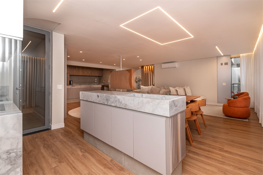APARTAMENTO PORTEIRA FECHADA EM CONDOMÍNIO CLUBE ESPETACULAR COM 197 M² 3 SUÍTES 3 VAGAS NO BROOKLIN