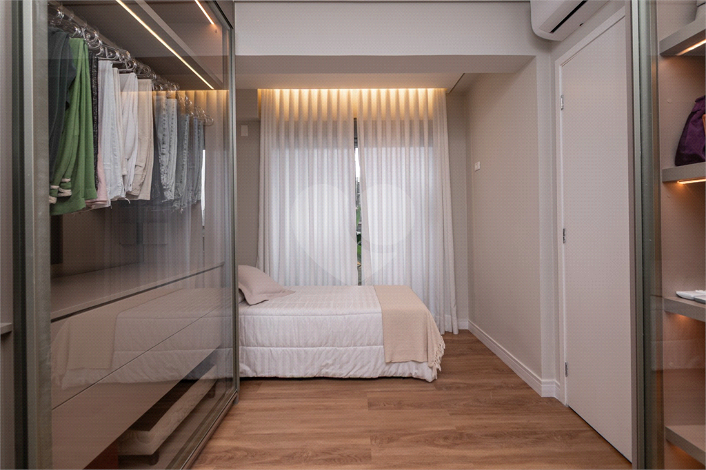 APARTAMENTO PORTEIRA FECHADA EM CONDOMÍNIO CLUBE ESPETACULAR COM 197 M² 3 SUÍTES 3 VAGAS NO BROOKLIN